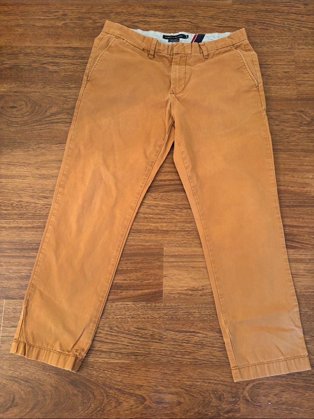 Tommy Hilfiger Men's Chinos in Mustard Brown
